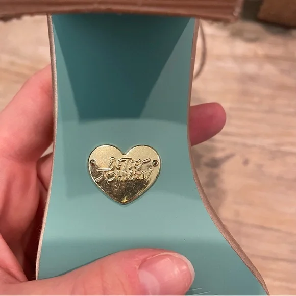 Betsey Johnson SB Miri Champagne Glitter block heels 🎉 Last Day! - Picture 4 of 7